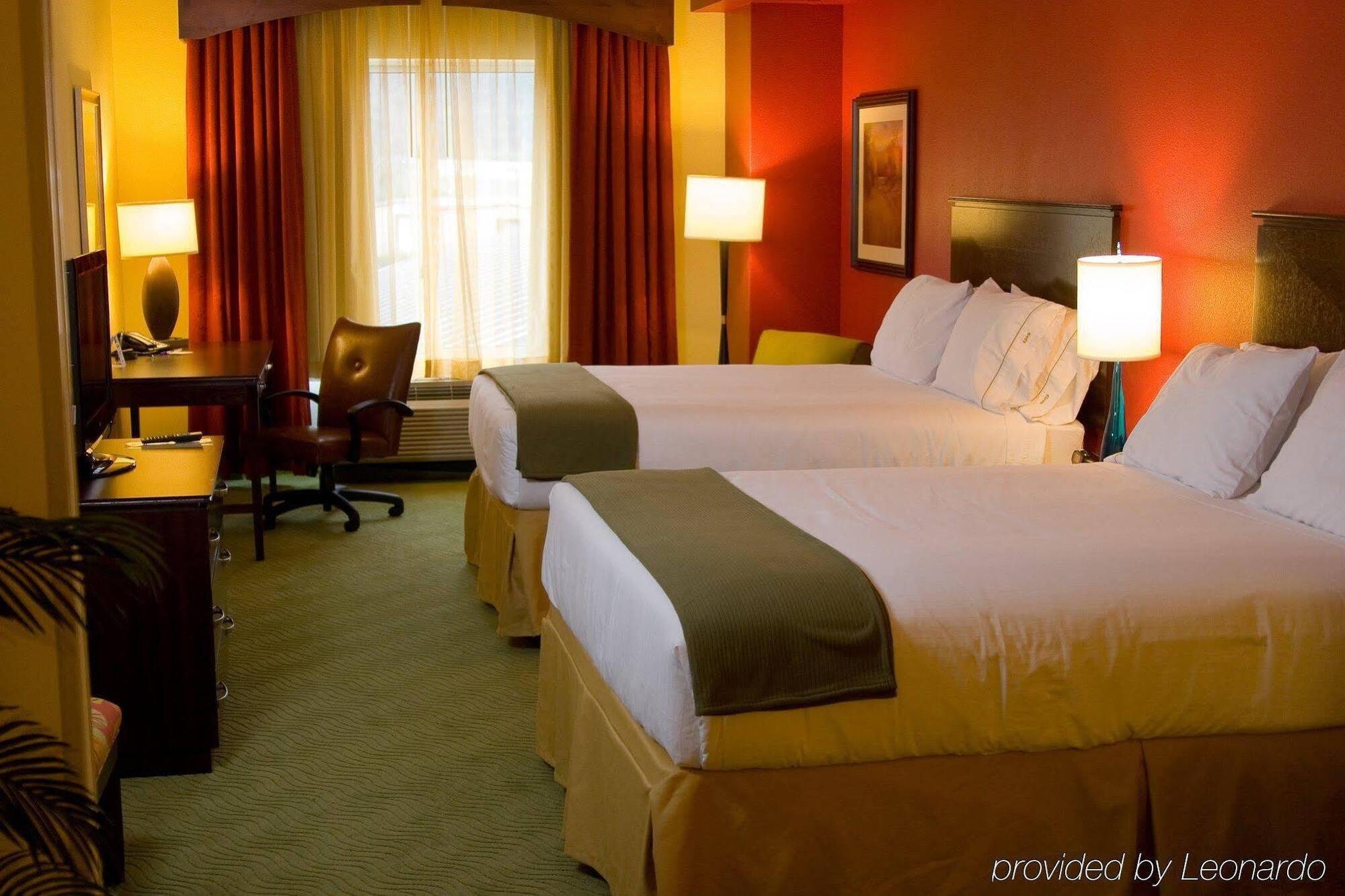 Holiday Inn Express & Suites - Spartanburg-North, An Ihg Hotel Εξωτερικό φωτογραφία